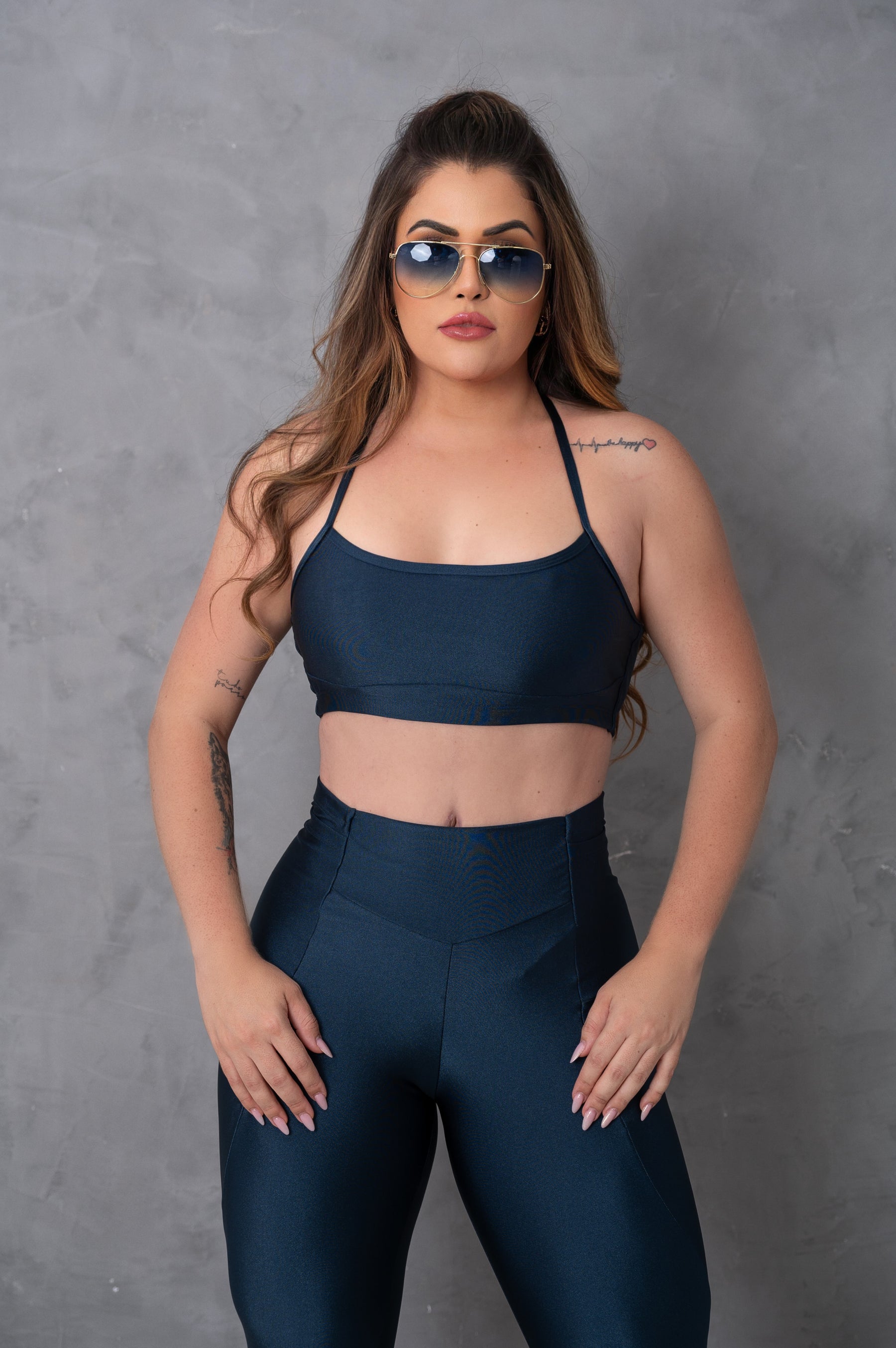 Conjunto Fitness Academia Lili Top + Legging Poliamida com Detalhes em recorte- Azul marinho