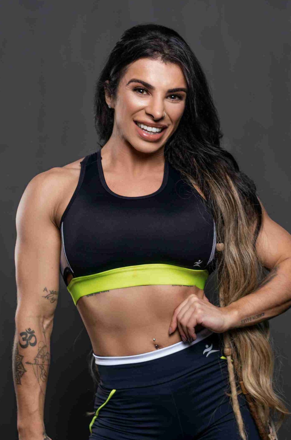 Top Fitness Academia FitGlam em Políamida Preto com Verde